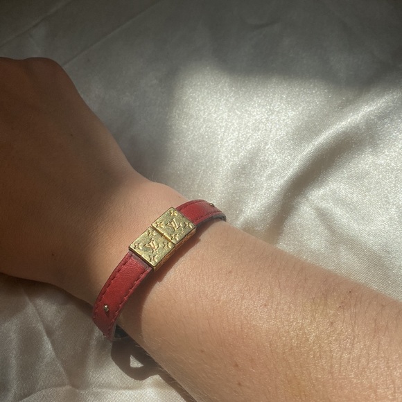 Louis Vuitton LV CIRCLE REVERSIBLE BRACELET - Picture 14 of 16